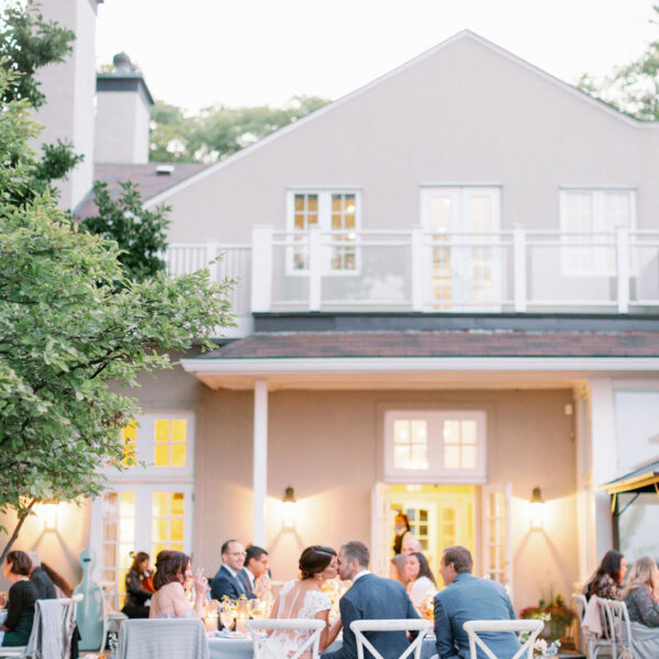 10 Tips for Planning An Intimate Outdoor Wedding